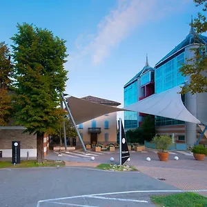 https://cdh-hotel-villa-ducale.emilia-romagnahotels.net