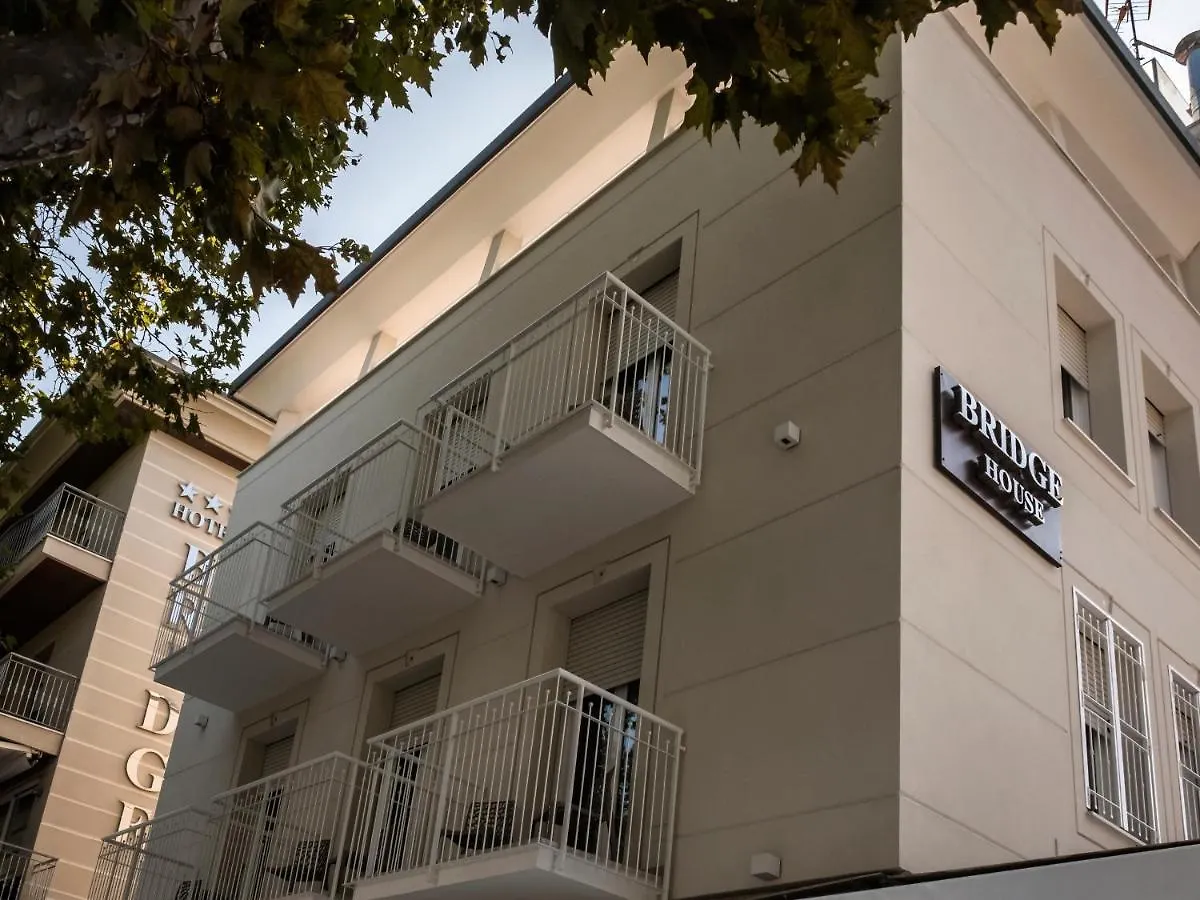 Hotel Bridge Rimini 3*,